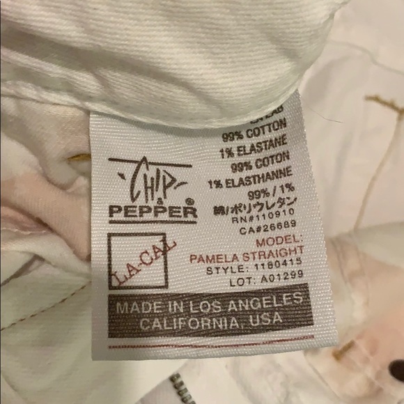 Chip and Pepper white jeans - Picture 3 of 7
